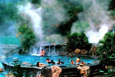 汤山圣泉露天温泉 夫子庙 中山陵2日游 无购物,赠1早2正,仅258